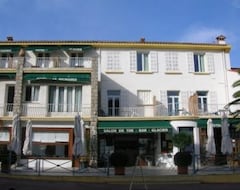 Hotel Le Richiardi (Carqueiranne, Fransa)