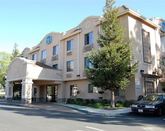 Khách sạn Best Western Pleasant Hill Inn (Pleasant Hill, Hoa Kỳ)