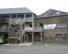 Khách sạn Le Saint-Georges (Tinténiac, Pháp)