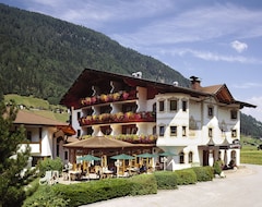 Pfurtscheller Hotel Betriebs GmbH (Neustift im Stubaital, Austria)
