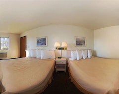 Hotel Country Inn & Suites By Radisson, Monterey Beachfront-Marina, Ca (Marina, USA)