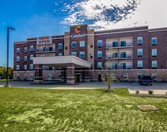 Otel Comfort Suites (Brunswick, ABD)