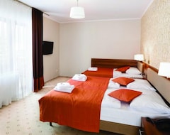 Khách sạn Artus Prestige Spa (Karpacz, Ba Lan)
