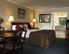 Khách sạn Occidental Lodge (Occidental, Hoa Kỳ)