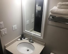 Toàn bộ căn nhà/căn hộ Homestead Inn & Suites (Vanderhoof, Canada)