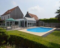 Tüm Ev/Apart Daire Beautiful villa for groups with swimming pool, sauna and free WiFi (Zottegem, Belçika)