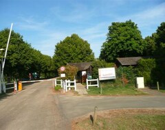 Kampiranje Camping de la Maltournée (Châteauneuf-sur-Loire, Francuska)