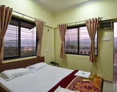 Bed & Breakfast Amboli Hill resort (Amboli, India)