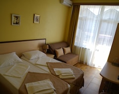 Hotel Kruchar (Anapa, Russia)