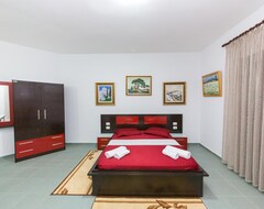Hotelli Hotel Artisti (Orikum, Albania)