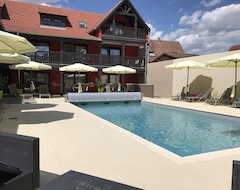 Khách sạn Au Soleil - Hôtel & Spa (Valff, Pháp)
