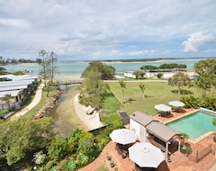 Hotel Sails Resort on Golden Beach (Caloundra, Australien)