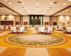 Fern Valley Hotel & Conference Center (Louisville, EE. UU.)