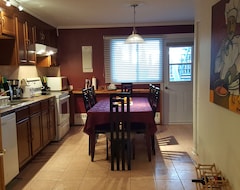 Serviced apartment Apartment Rue Labelle (Longueuil, Canada)