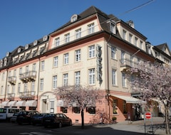 Khách sạn Hotel Schwert (Rastatt, Đức)