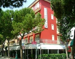 Khách sạn Hotel Emperador (Lido di Jesolo, Ý)