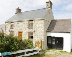 Hele huset/lejligheden Ty Rhos, Farm Stay, Sleeps 4, Rhoshirwaun 2 Miles From Aberdaron (Aberdaron, Storbritannien)