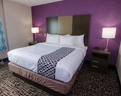 Khách sạn La Quinta Inn & Suites (East Ridge, Hoa Kỳ)