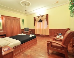 Hotelli wood palace (Kodaikanal, Intia)