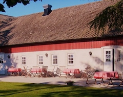 Lillehem Gårdshotell (Skivarp, İsveç)