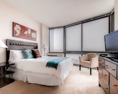 Căn hộ có phục vụ Global Luxury Suites at Westwood (Westwood, Hoa Kỳ)