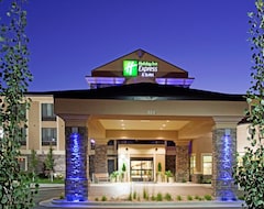 Khách sạn Holiday Inn Express & Suites Logan (Logan, Hoa Kỳ)
