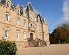 Hotelli Chateau Des Faugs (Boffres, Ranska)