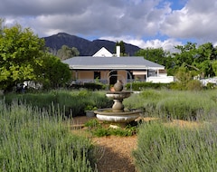 Chapter House Boutique Hotel By The Living Journey Collection (Franschhoek, Güney Afrika)