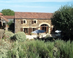 Tüm Ev/Apart Daire An Attractive, Comfortable Converted Barn Near To The Dordogne River And Sites (Saint-Laurent-la-Vallée, Fransa)