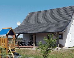 Tüm Ev/Apart Daire Fantastic House, Located Among Meadows And Nature, 3 Km From The Sea (Rowy, Polonya)