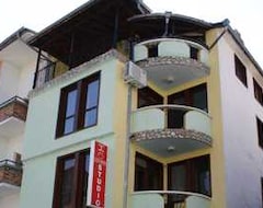 Khách sạn Studio (Sandanski, Bun-ga-ri)