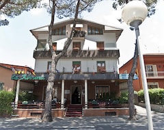 Khách sạn Hotel La Riviera (Montecatini Terme, Ý)