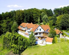 Hotel Loipenhof (Loipersdorf bei Fürstenfeld, Austria)