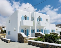 Eleftheria Hotel & Apartments (Ornos, Greece)
