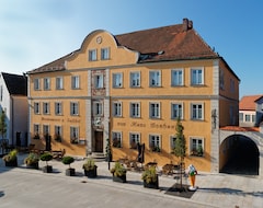 Khách sạn Brauereigasthof Donhauser (Hemau, Đức)