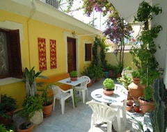 Otel Aiolos House (Skiathos Town, Yunanistan)