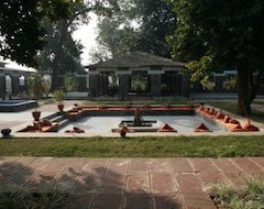 Resort Bandhav Vilas (Umaria, Ấn Độ)