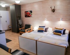 Khách sạn Lodge 67°N (Äkäslompolo, Phần Lan)