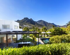 Hotel CUBE Guest House (Hout Bay, South Africa)