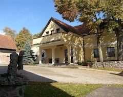 Hotelli Folwark Tumiany (Barczewo, Puola)