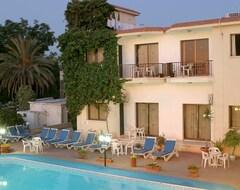فندق آلكيونيست هوتل أبارتمنتس (بوليس, قبرص)