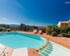 Koko talo/asunto Villa With Pool Perfect Also For Kids - Violetta Luna (Trinità d'Agultu e Vignola, Italia)