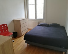 Cijela kuća/apartman Private Room & Kitchen (Lyon, Francuska)