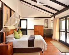 Hotel Umthiba Bush Lodge (Hluhluwe, South Africa)