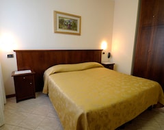 Hotel Albergo Ristorante Quadrifoglio (Urgnano, Italy)