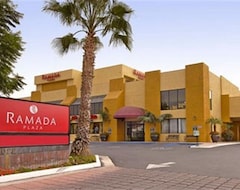 Hotel Ramada Plaza By Wyndham Garden Grove/Anaheim South (Garden Grove, Sjedinjene Američke Države)