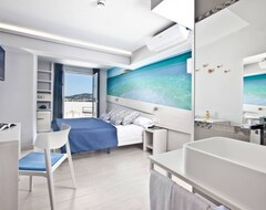 Hotelli Ryans La Marina (Ibiza, Espanja)