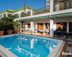 Toàn bộ căn nhà/căn hộ Holiday Villa In Elite Residential Area Of Faro (Faro, Bồ Đào Nha)