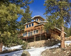 Toàn bộ căn nhà/căn hộ Stunning Mountain Home For The Naturalist, Athlete, & Families (Twin Lakes, Hoa Kỳ)
