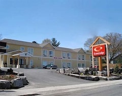 Khách sạn Econolodge Huntsville (Huntsville, Canada)